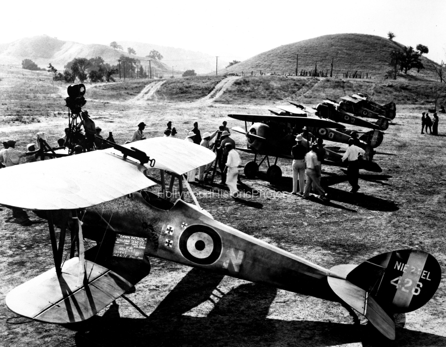 Woodland Hills 1938 Warner Ranch The Dawn Patrol.jpg